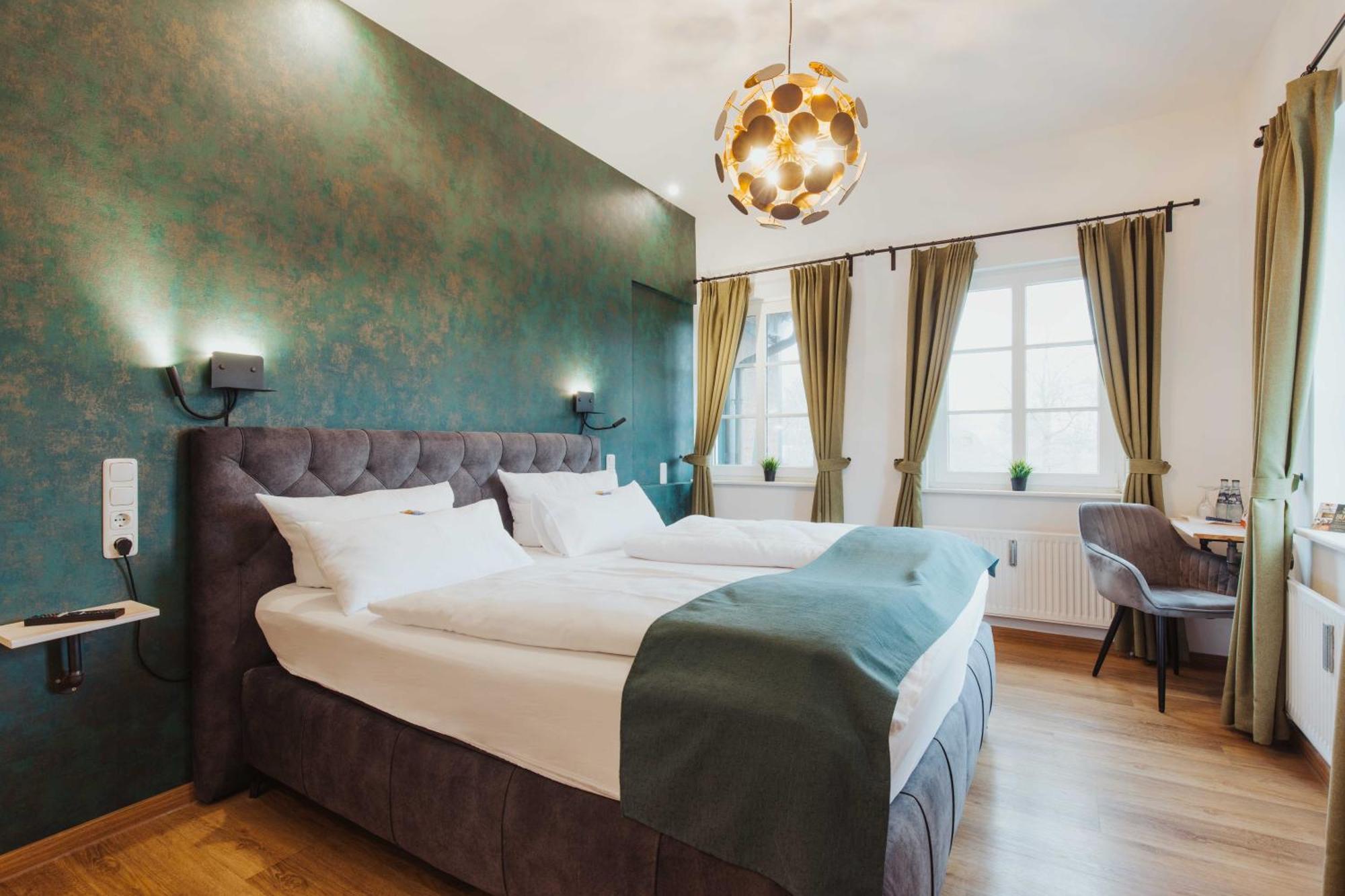Hotel Butz シャルボイツ エクステリア 写真