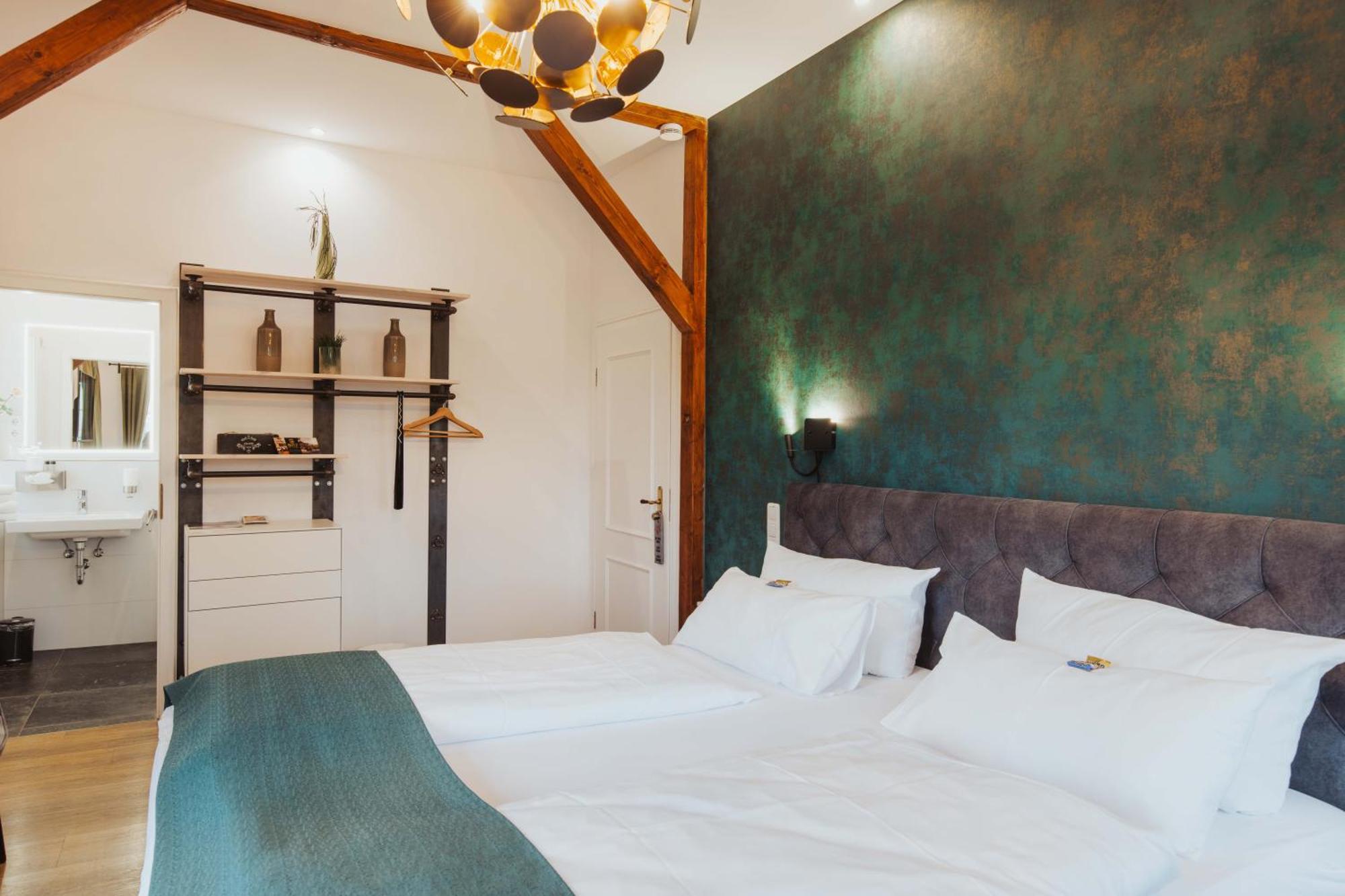 Hotel Butz シャルボイツ エクステリア 写真
